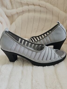 bernie mev. Silver Mesh Peep-Toe Mid Block Heels